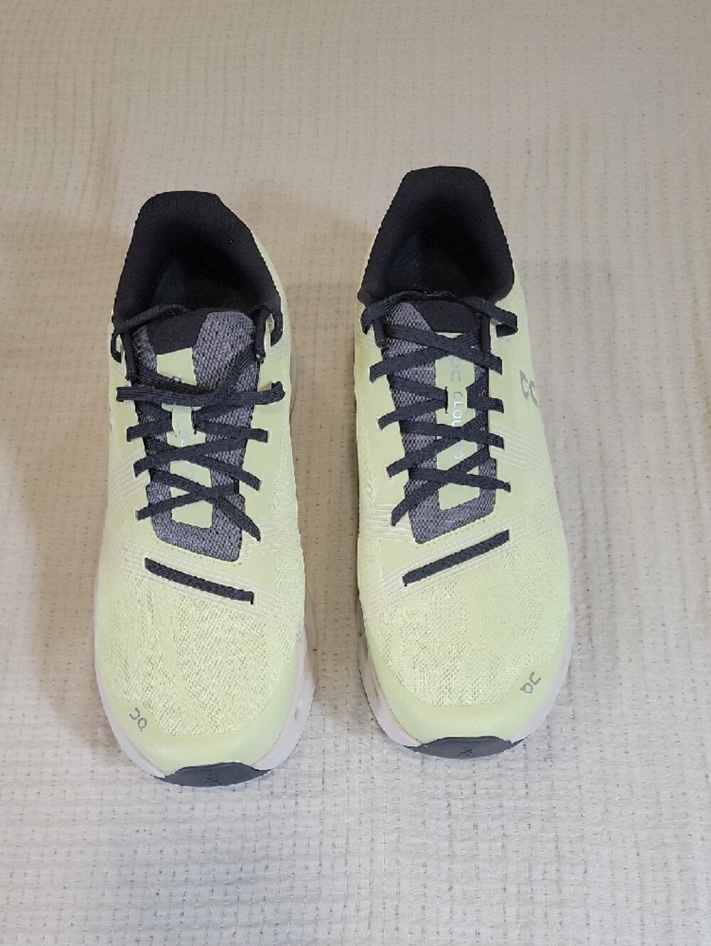 On Cloudswift Men's Athletic Shoes - Hay Sand - Picture 5 of 6